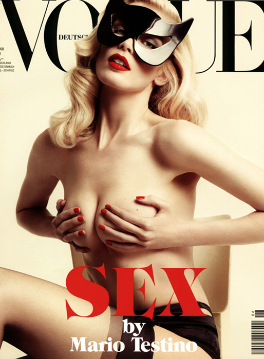 Claudia Schiffer på omslaget till tidningen Vogue. Claudia Schiffer på omslaget till tidningen Vogue.